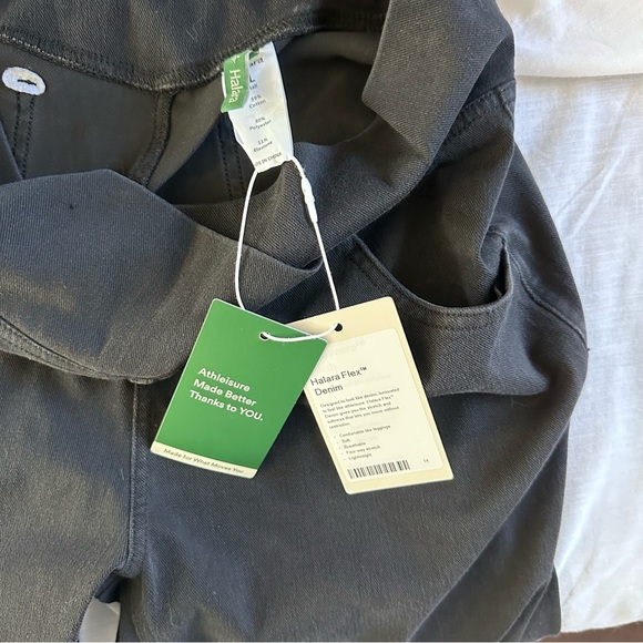 Halara Flex Denim High Rise Flare Pants Black NWT Large Tall - Picture 10 of 10